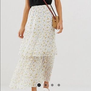 Vera Moda Ditsy Floral Skirt